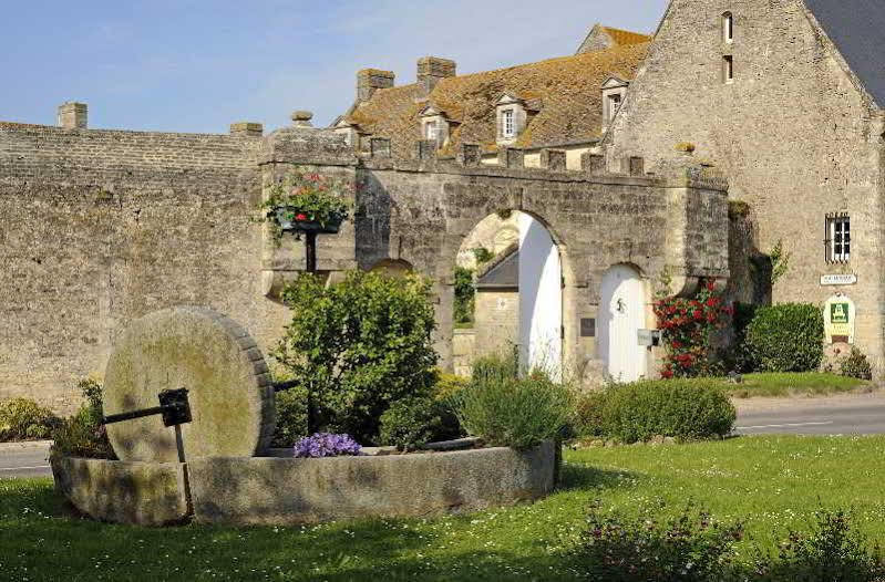 Domaine De La Ranconniere Et De Mathan Crepon Luaran gambar